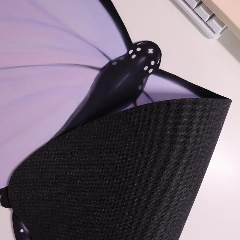 パープルライラックバタフライデスクマット 90x40cm キ - Tradescantia Purple のレビューと価格